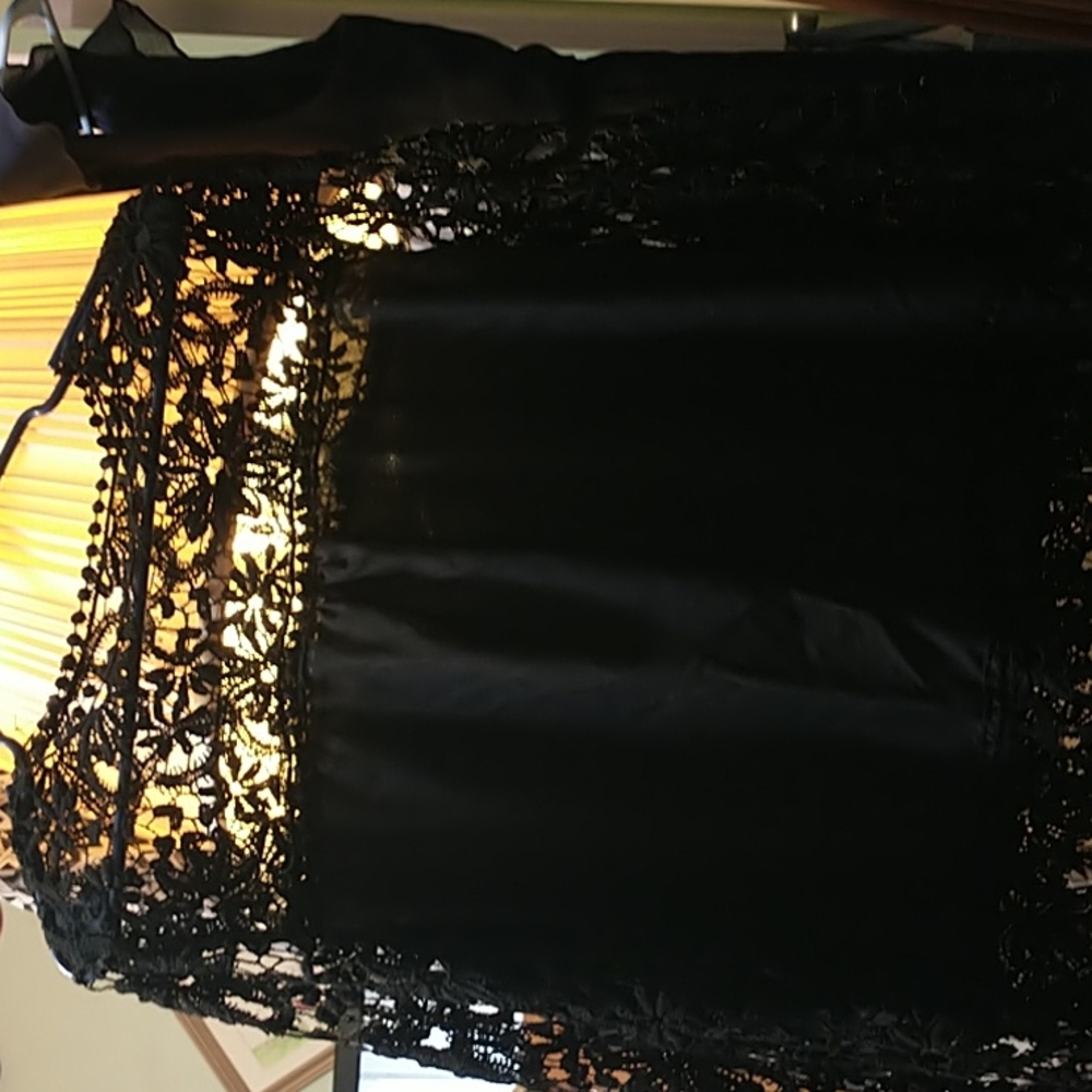 Laced sleeve top and bottom